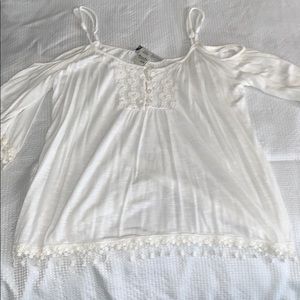 White shirt with lace